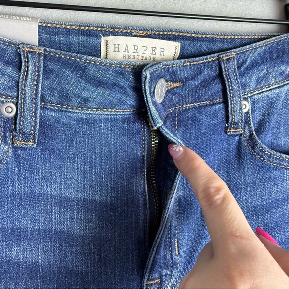 Francesca’s Harper Heritage Women’s High Rise Straight Raw Hem Jeans size 27 NWT - Picture 11 of 13